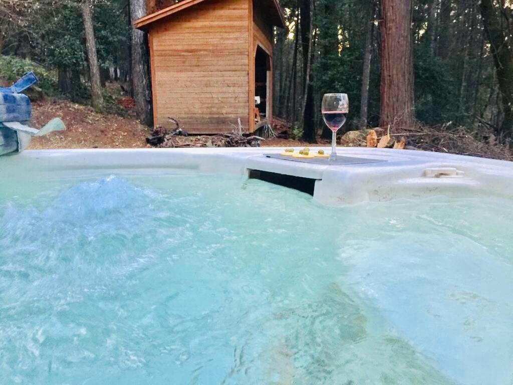 A Lovely Cabin House At Way Woods Retreat With Outdoor Hot Tub! - By Sacred Hub Mgmt Foresthill Exteriér fotografie